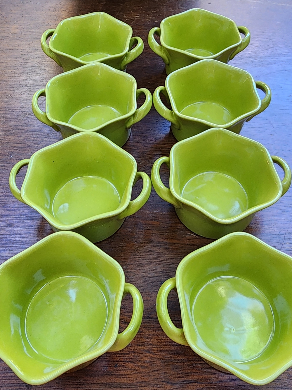 BIA Cordon Bleu Hand Glazed Scalloped Ramekins Lime Chartreuse Green Set of 8
